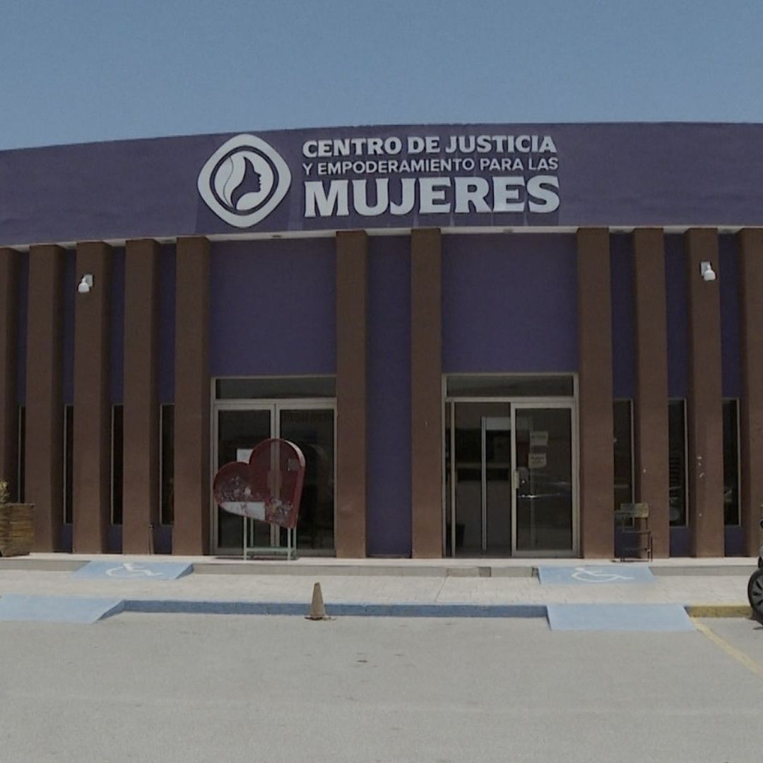 Denuncian a Policías Municipales de Torreón por Presuntamente Abusar de Joven Detenida